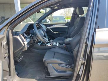 Audi Q5 S Line 45 TFSI — photo 6
