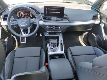 Audi Q5 S Line 45 TFSI — photo 7