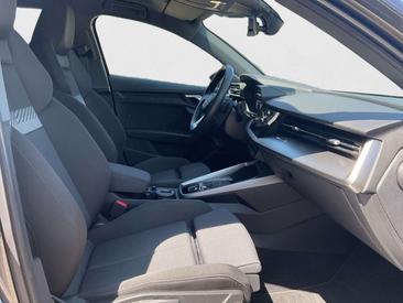 Audi A3 40 TFSI E — photo 15