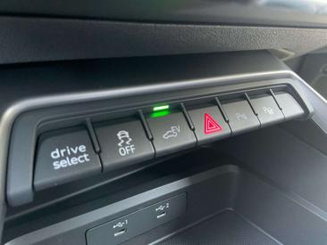 Audi A3 40 TFSI E — photo 24
