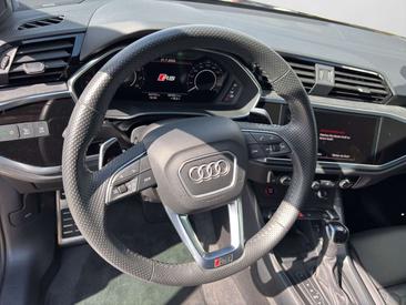 Audi RSQ3 2.5 TFSI — photo 9