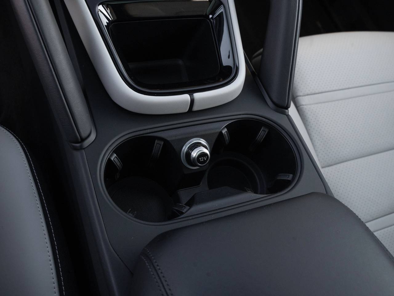 Porsche Cayenne III ph2 E-Hybrid - 2023 - Joinsteer - #27