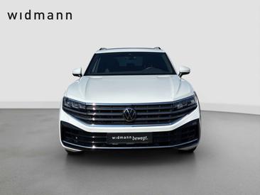 Volkswagen Touareg EHybrid Elegance — photo 2