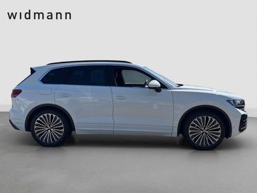 Volkswagen Touareg EHybrid Elegance — photo 6