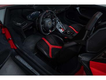 Lamborghini Huracán Performante Spyder — photo 10