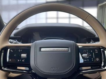 Land Rover Range Rover Velar D300 Autobiography — photo 12