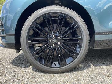 Land Rover Range Rover Velar D300 Autobiography — photo 22