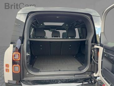 Land Rover Defender 110 D250 X-Dynamic SE PANO AHK — photo 7