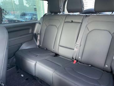 Land Rover Defender 90 X-Dynamic SE 3.0D L6 MHEV AWD Aut. 250 — photo 10