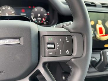 Land Rover Defender 110 D250 X-Dynamic SE PANO AHK — photo 21