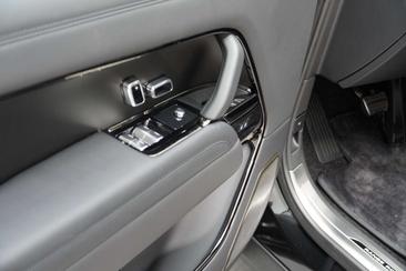 Land Rover Range Rover Noir D350 SV LWB AWD — photo 19