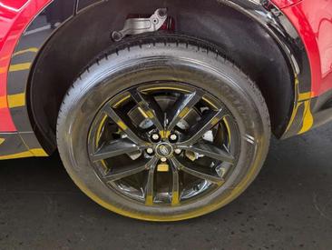 Land Rover Discovery Sport Dynamic SE P270e — photo 10