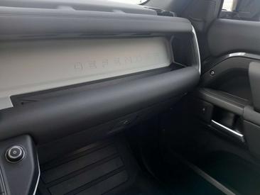 Land Rover Defender 90 D200 AWD Auto S IVA ESPOSTA — photo 15