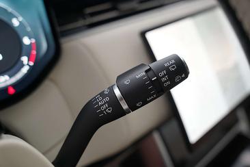Land Rover Range Rover Autobiography P550e — photo 17