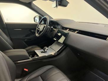 Land Rover Range Rover Evoque 1.5 I3 PHEV S AWD Auto — photo 3