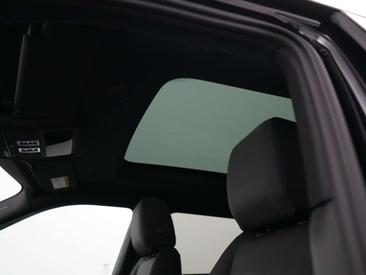 Land Rover Range Rover Evoque P270e PHEV AWD Business Dynamic Edition | Pano Noir — photo 32