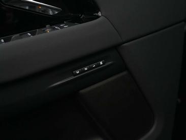 Land Rover Range Rover Evoque P270e PHEV AWD Business Dynamic Edition | Pano Noir — photo 34