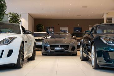 Land Rover Range Rover Evoque P270e PHEV AWD Business Dynamic Edition | Pano Noir — photo 47
