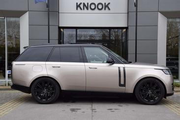 Land Rover Range Rover P550e Autobiography PHEV — photo 2