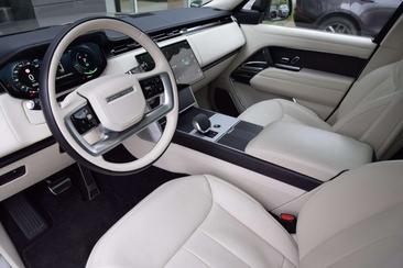Land Rover Range Rover P550e Autobiography PHEV — photo 4