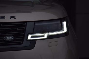 Land Rover Range Rover P550e Autobiography PHEV — photo 13