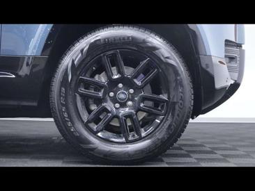 Land Rover Defender 90 D200 X-Dynamic SE AWD Auto — photo 9