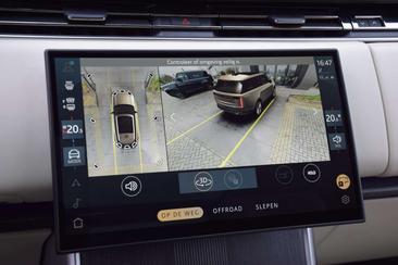 Land Rover Range Rover P550e Autobiography PHEV — photo 22