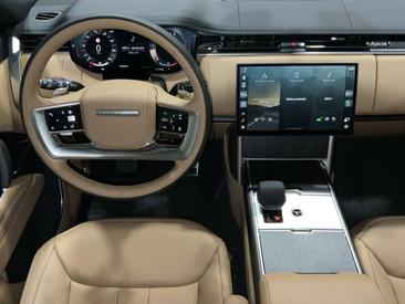 Land Rover Range Rover HSE 3.0 D350 — photo 9