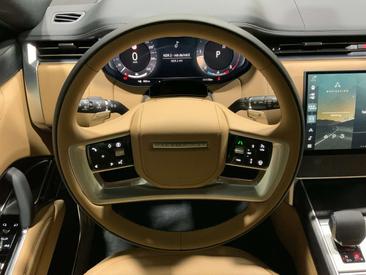 Land Rover Range Rover HSE 3.0 D350 — photo 10
