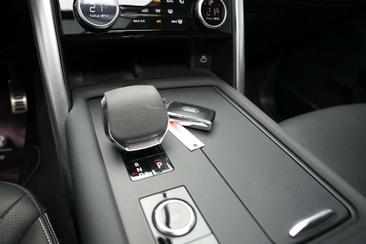 Land Rover Discovery R-Dynamic AWD/7-SITZER/360'°Cam/AHK Noir — photo 21