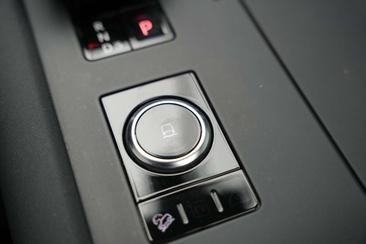 Land Rover Discovery R-Dynamic AWD/7-SITZER/360'°Cam/AHK Noir — photo 22