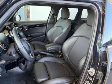 Mini Hatch Cooper S — photo 4