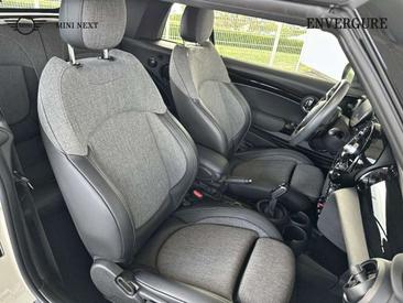 Mini Hatch Cooper S — photo 9