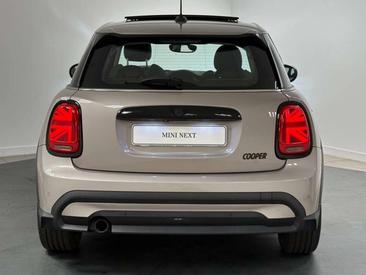 Mini Cooper E — photo 2
