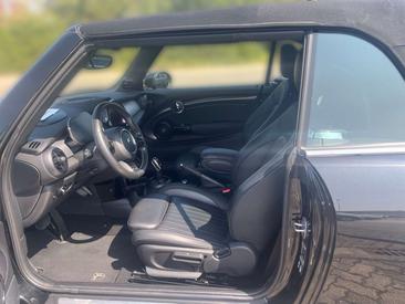 Mini Cabrio Yours Cooper — photo 9