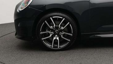 Mini Cooper SE JCW — photo 13