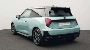 Mini Cooper E JCW — photo 4