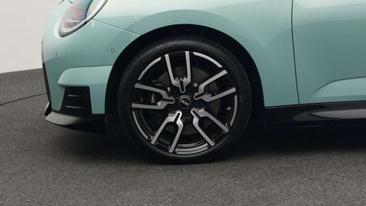 Mini Cooper E JCW — photo 10
