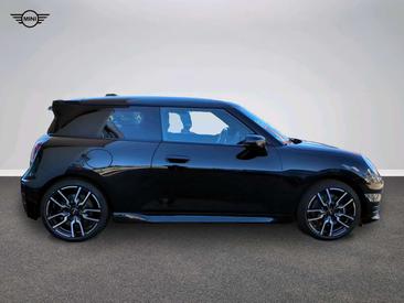 Mini Cooper E JCW — photo 2