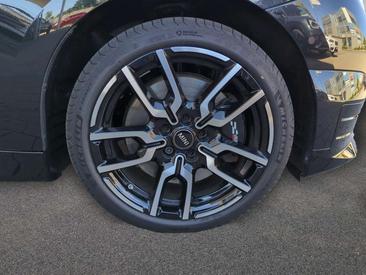 Mini Cooper E JCW — photo 10