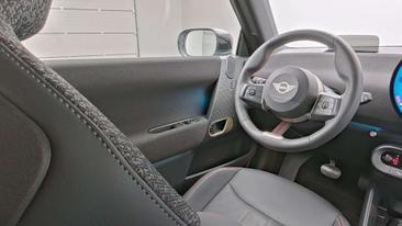 Mini Cooper E JCW — photo 22