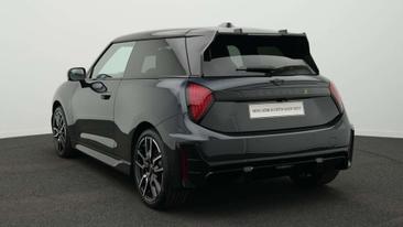 Mini Cooper SE JCW — photo 7