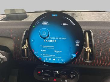 Mini Countryman JCW Electric — photo 13