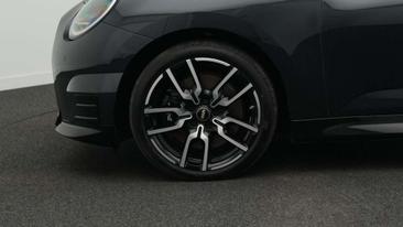 Mini Cooper SE JCW — photo 10