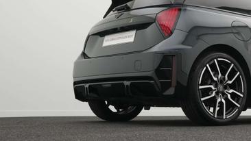 Mini Cooper SE JCW — photo 21
