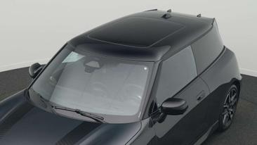 Mini Cooper SE JCW — photo 23
