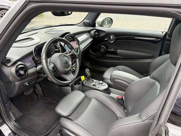 Mini Electric Classic Cooper SE — photo 6