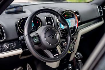 Mini Countryman JCW Cooper SE — photo 3