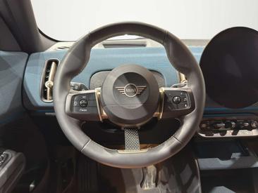 Mini Countryman Favoured One — photo 11
