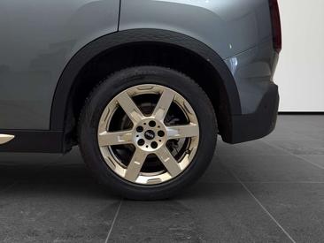 Mini Countryman Favoured One — photo 22